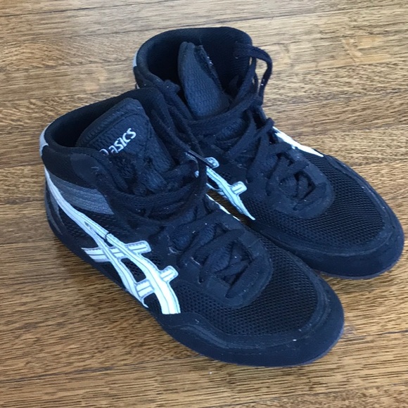 asics kickboxing shoes